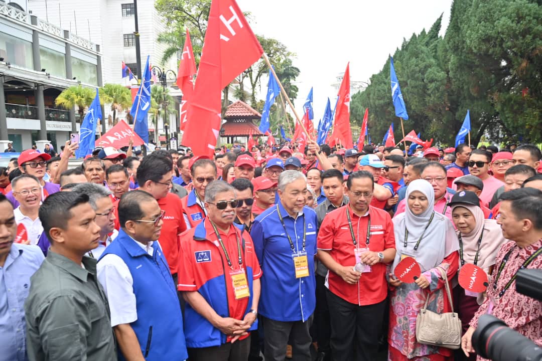 Laungan Perpaduan Malaysia Madani Hiasi Suasana Penamaan Calon Prk