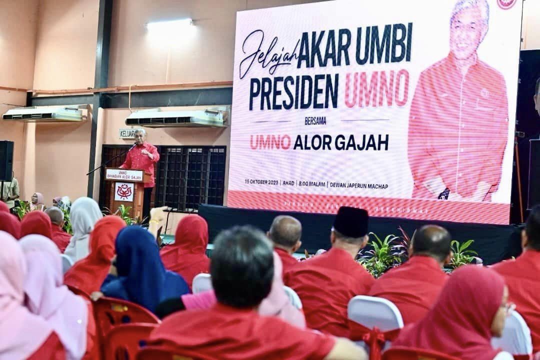 Jelajah Akar Umbi Ahmad Zahid Harap Kepimpinan UMNO Terus Berjiwa