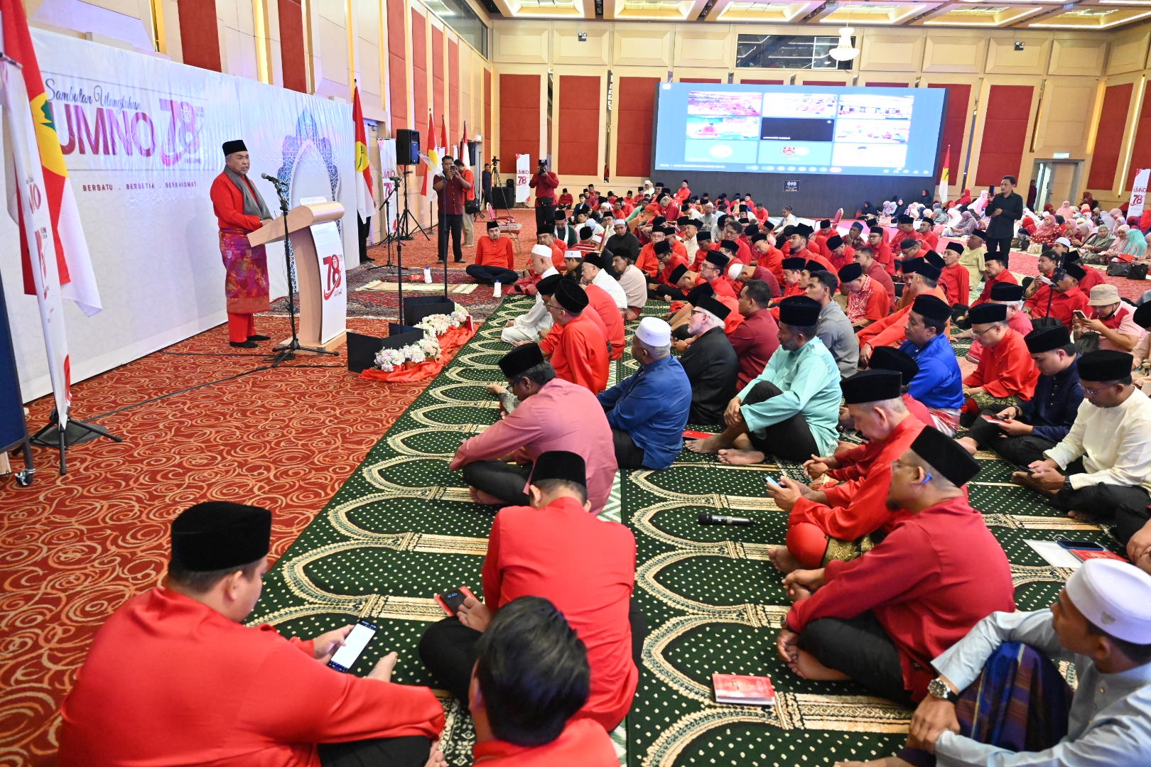Sambutan Ulang Tahun UMNO Ke-78 Serentak Seluruh Negara, Terus Istiqamah Dalam Perjuangan
