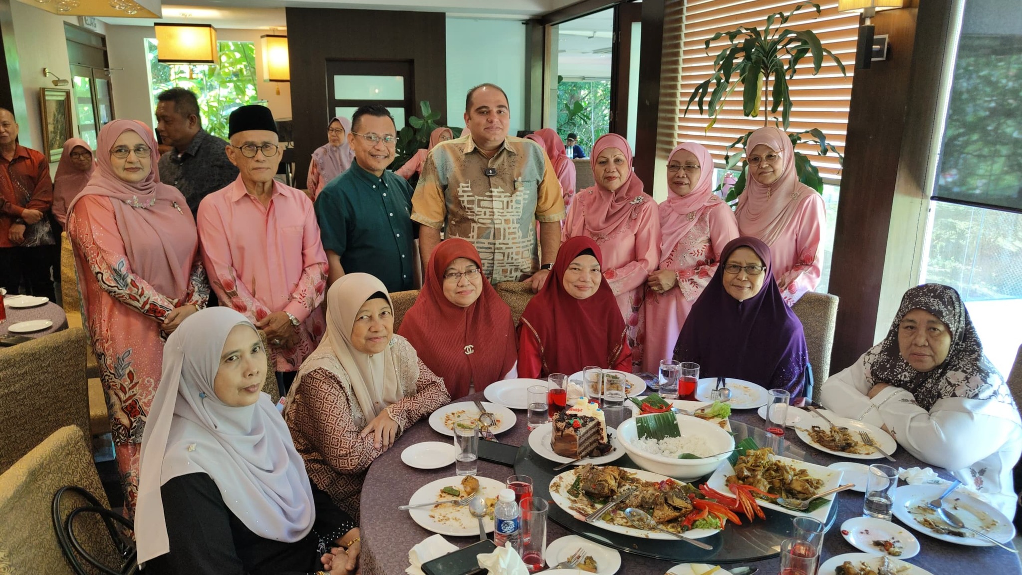 UMNO Sentiasa Bersama Rakyat, Mohd Rafi Turun Padang Santuni Masyarakat