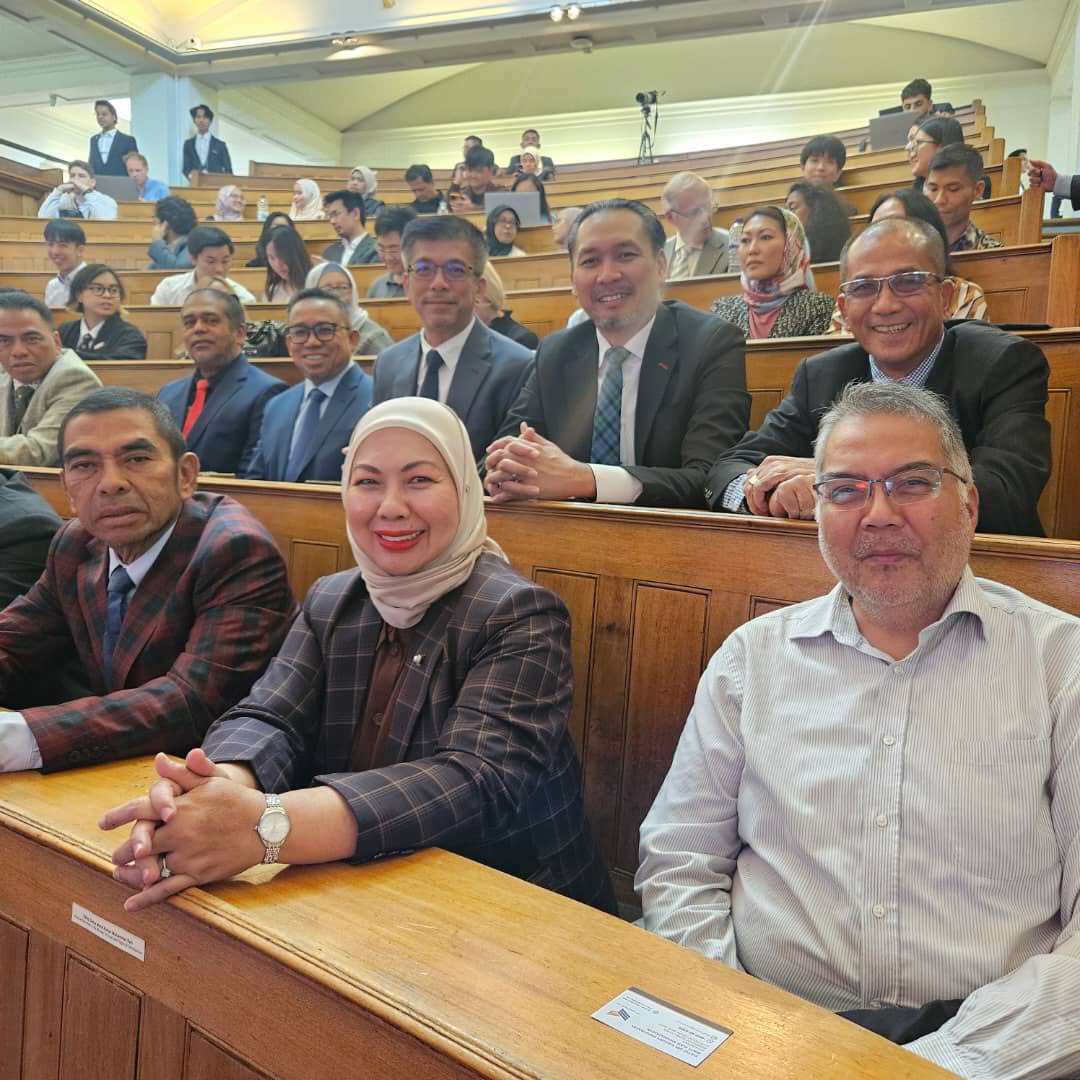 Guna Duit Sendiri, Shahaniza Bidas Dakwaan Ditanggung Kerajaan Ke UK