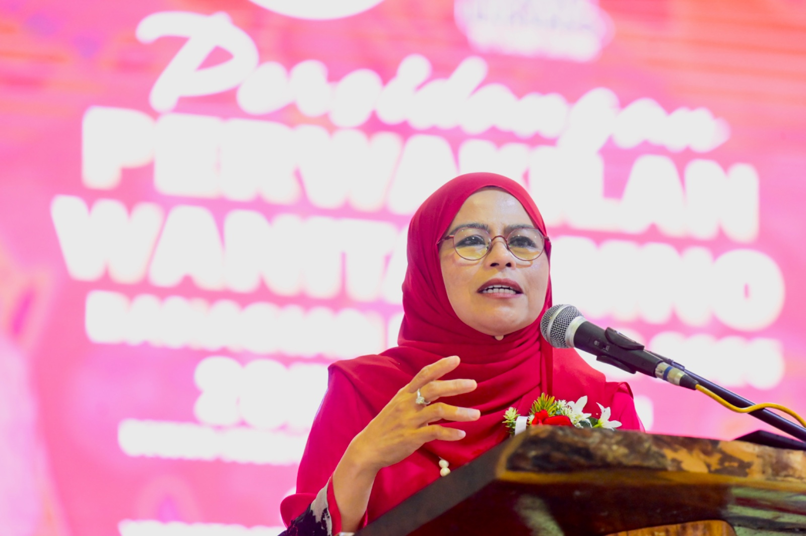 Tetap Setia Dan Terus Bekerja Menangkan UMNO/BN – Noraini