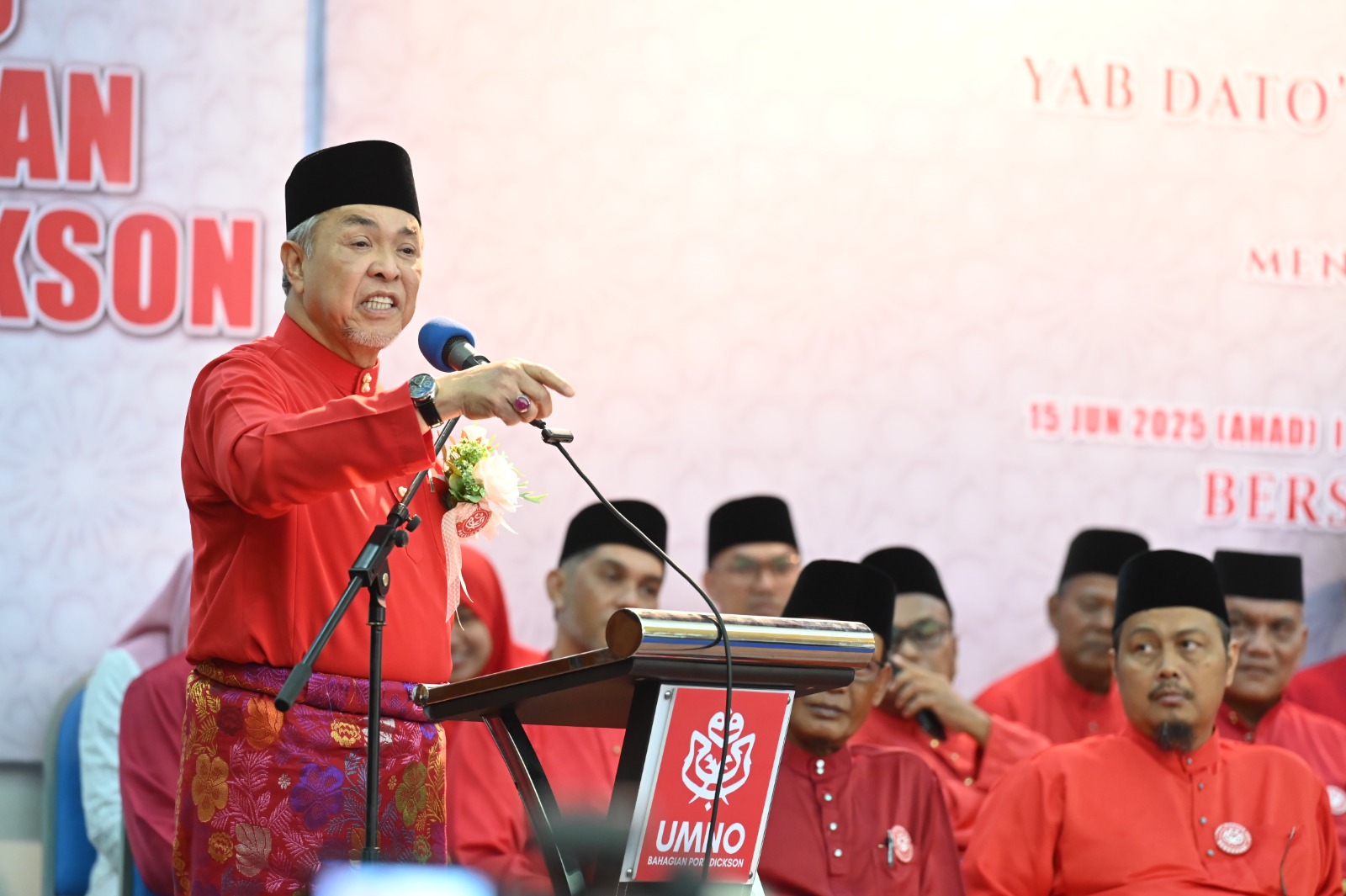Semangat BN: UMNO Tidak Tinggal MCA, MIC Ketika Susah Dan Senang