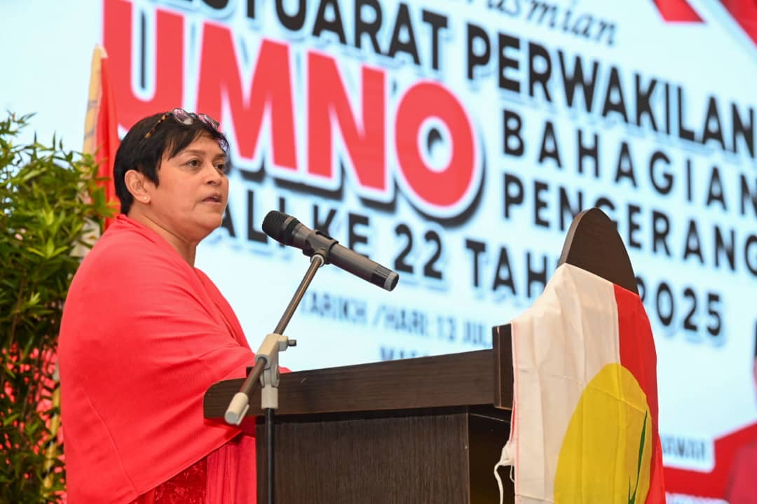 UMNO Parti Solusi, Selesaikan Masalah Rakyat – Azalina