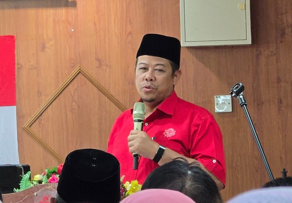 UMNO ‘Mata Dan Telinga’ Kerajaan, Pantau Isu Kos Sara Hidup Rakyat – Mohd Razlan