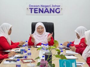 Wanita UMNO Johor Tekad Laksana Tanggungjawab Dengan Semangat Juang