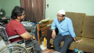 ADUN Parit Yaani Ziarah Abang Amiruddin, Usaha Salur Bantuan Sewajarnya
