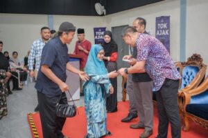 Bantuan Bencana Dan Sumbangan IPT  Bukti Keprihatinan Kerajaan Negeri – Tok Ajak