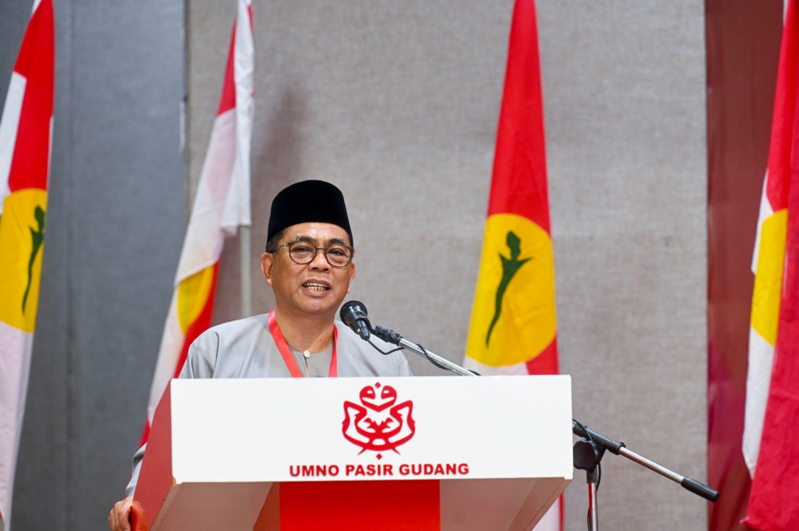 UMNO Perlu Pulihkan Sokongan Orang Melayu – Mohamed Khaled