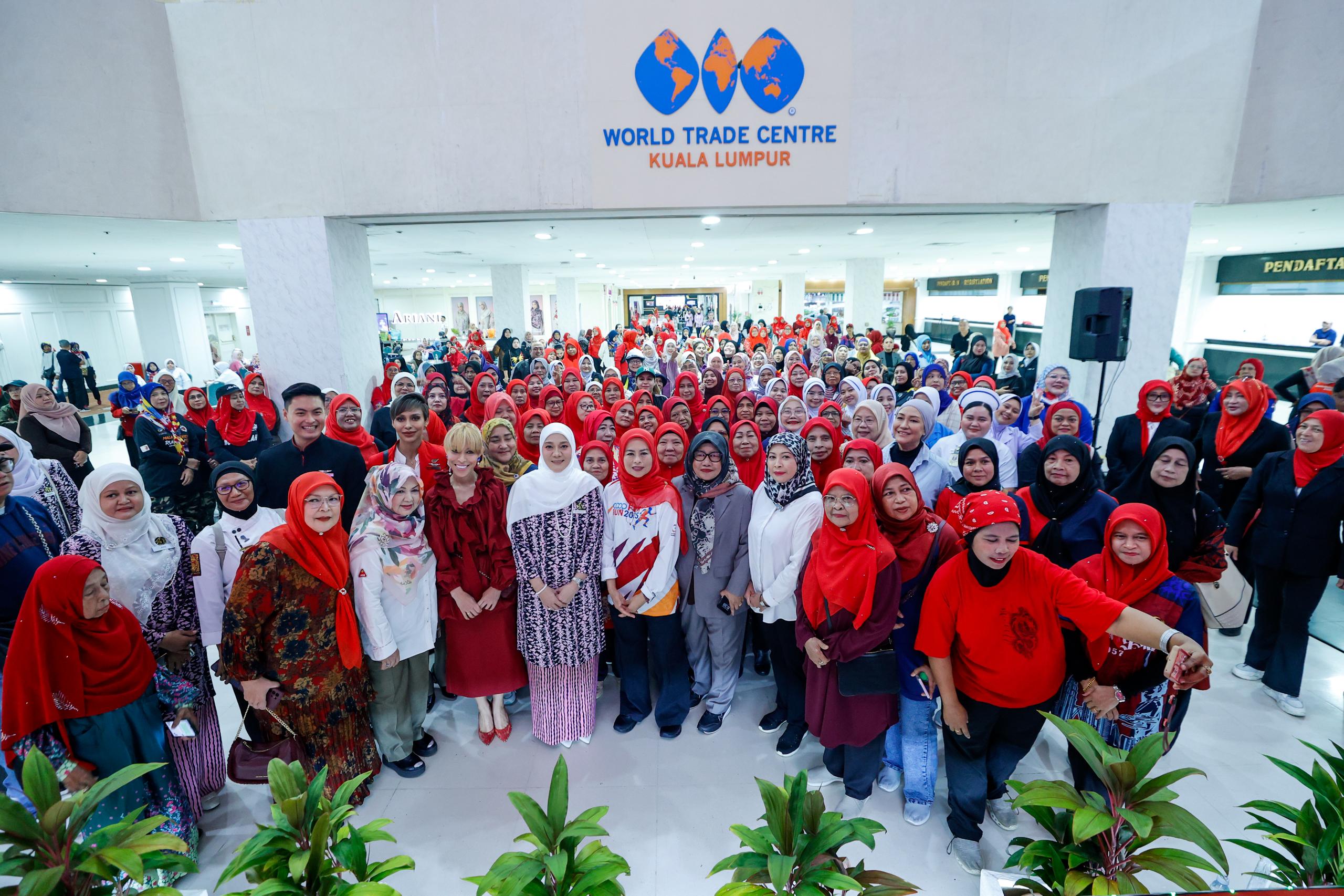 Program Inspirasi Wanita Luar Biasa Platform Perkasa, Angkat Suara Wanita