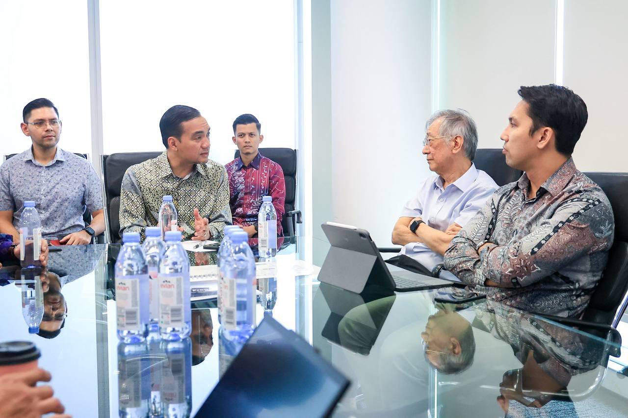 Pertemuan Onn Hafiz Bersama Philip Yeo, Bincang Transformasi Ekonomi Johor