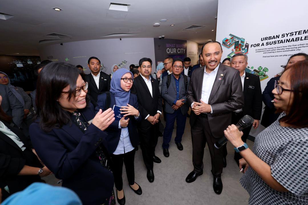 Johor Perkukuh Kerjasama Strategik Dengan URA Singapura Demi Pembangunan Mampan