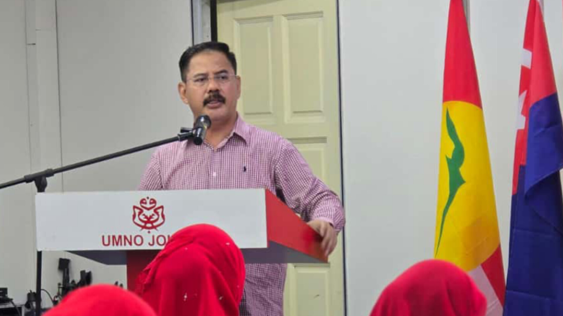 Johor Perlukan Pemimpin Bekerja, Bukan Hanya Berpolitik – Md Israk