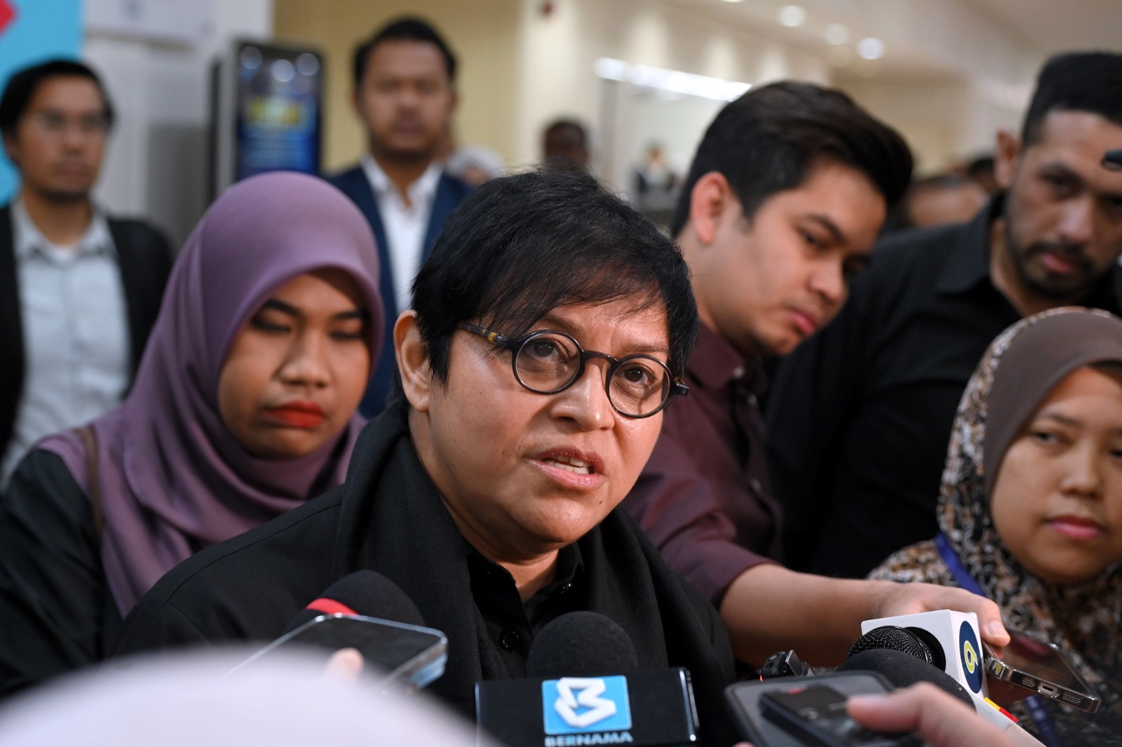 RUU Tribunal Anti Buli Akan Dibentang Pada Disember – Azalina