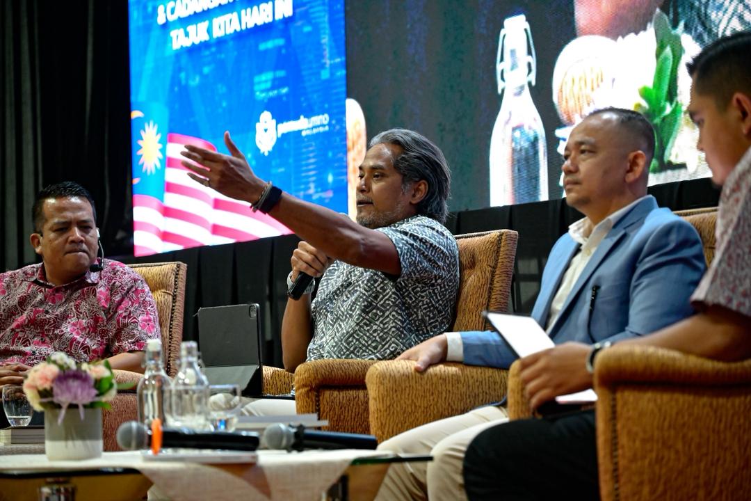 Khairy Puji Komitmen Pemuda UMNO Anjur RIMBUN, Demi Masa Depan Pendidikan