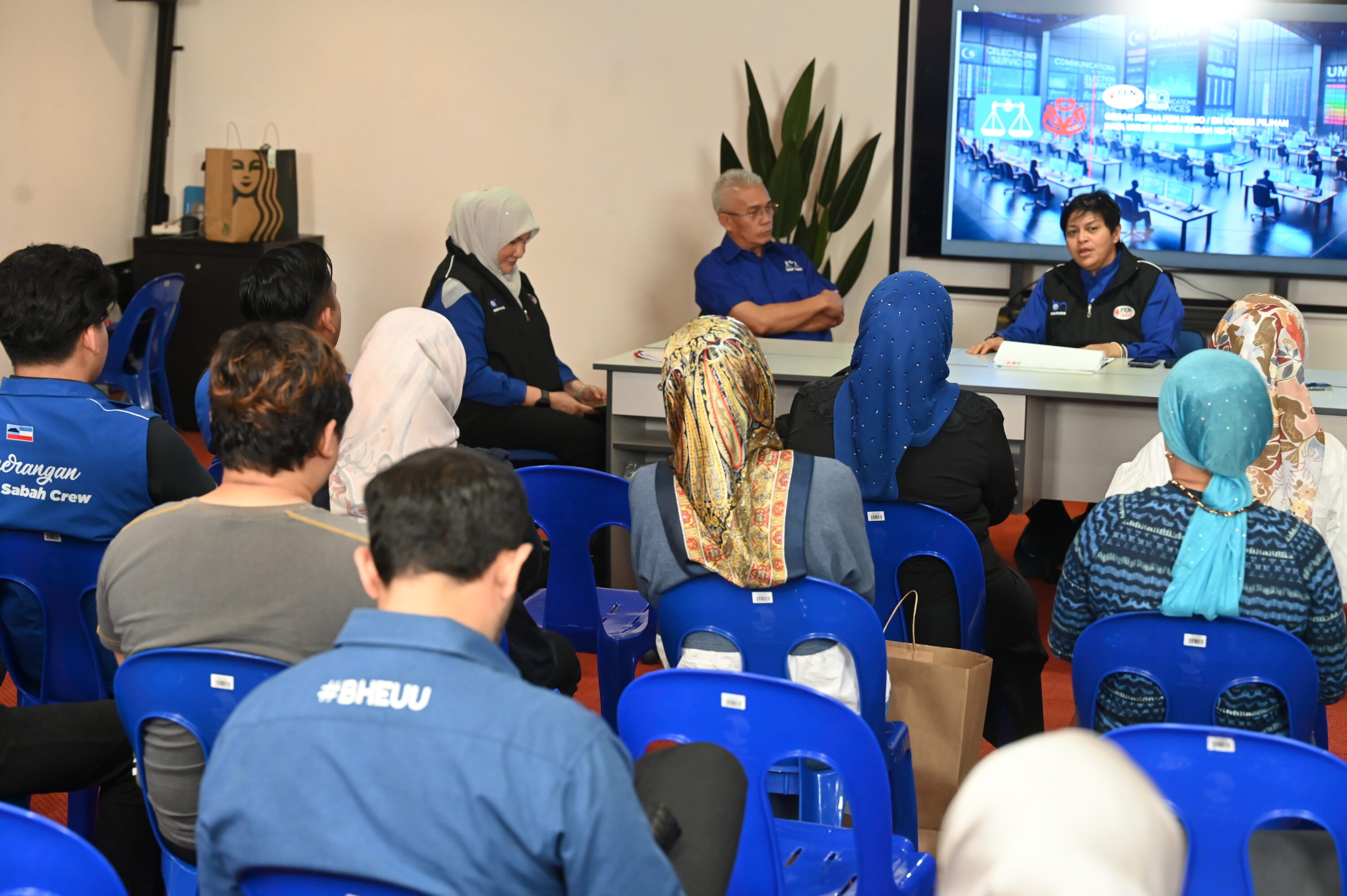 Media Sosial Medan Utama Kempen PRN Sabah – Azalina