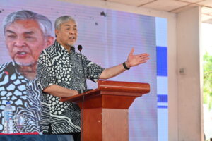 Ahmad Zahid Jangka Kerajaan Campuran Terbentuk Selepas PRN Sabah