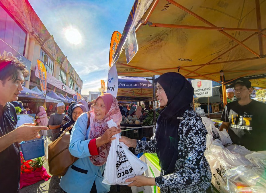 Dira Bersama Komuniti Sempena Semarak Ramadan, Tahun Baharu Cina