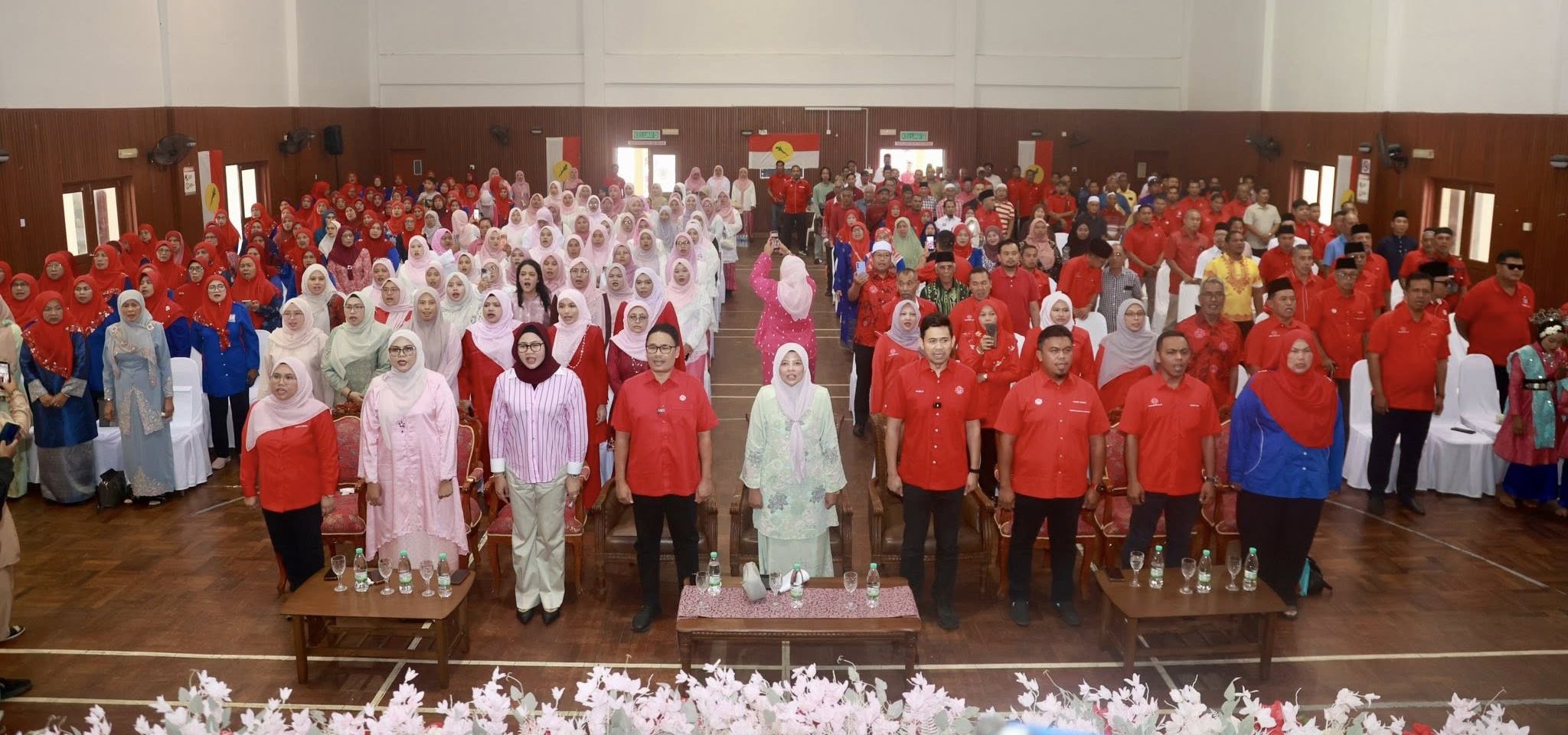 Nurul Amal Sempurnakan Perasmian Serentak Cawangan UMNO Pasir Salak, Seru Perkukuh Perjuangan