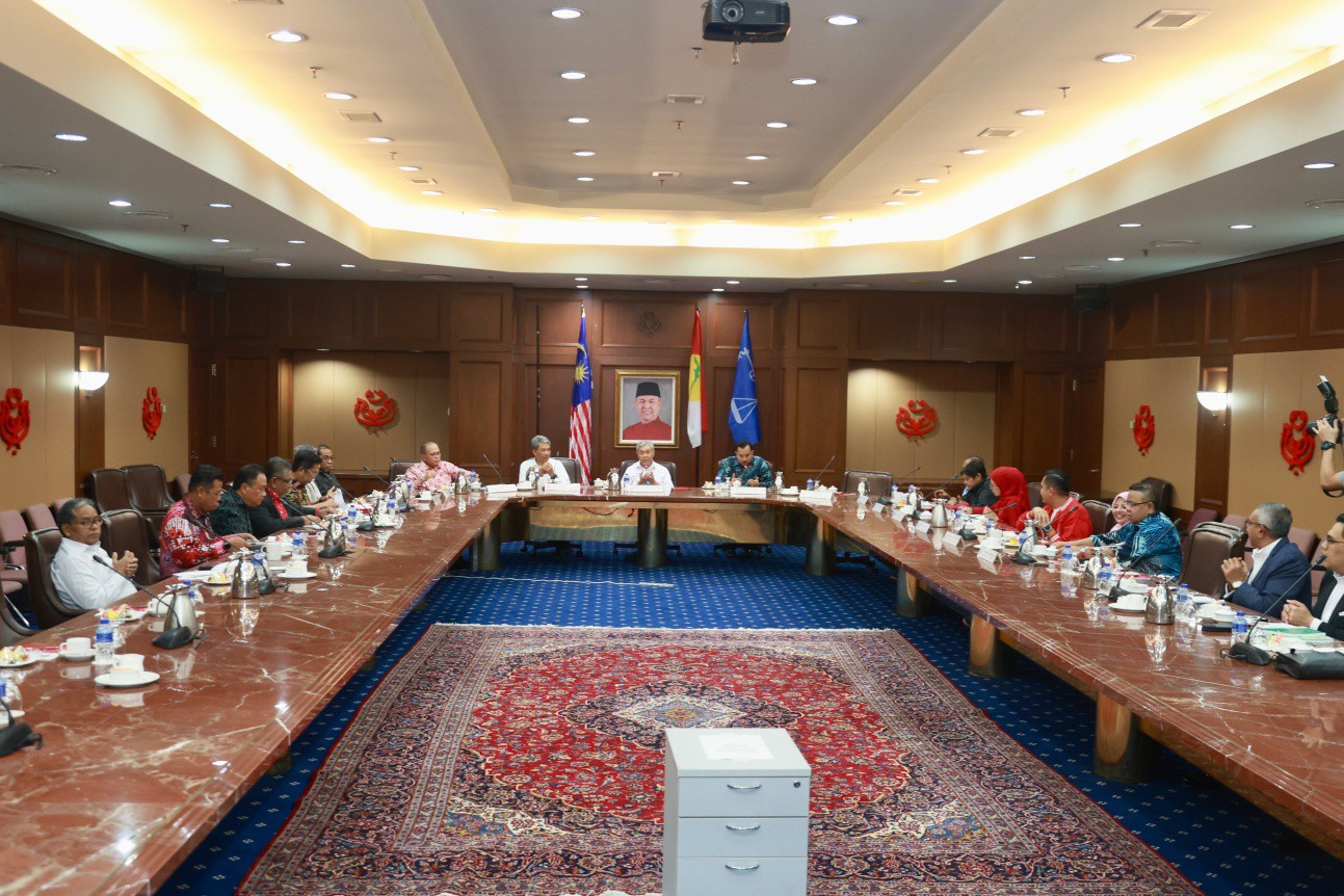 UMNO Tegas Pertahan Institusi Raja, Seru Rundingan Segera Tangani Isu Negeri Sembilan