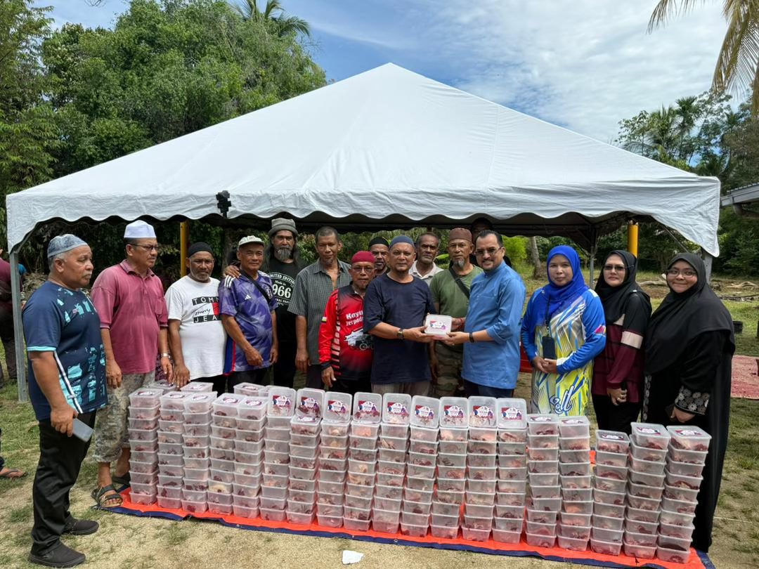 Dr Asyraf Manfaat Aidiladha, Turun Padang Santuni Rakyat
