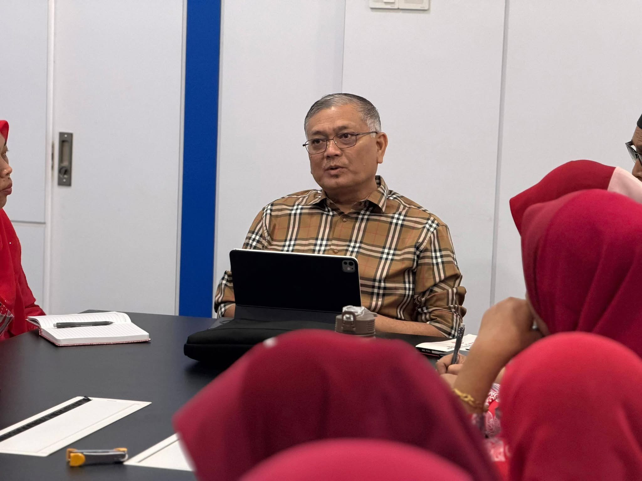 UMNO-BN Lenggong Perkukuh Jentera Hadapi Cabaran Politik Semasa