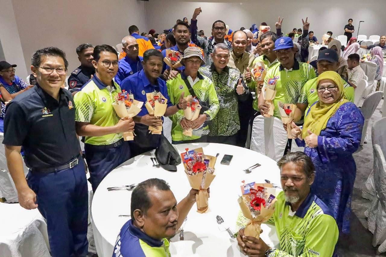 Rais Santuni Petugas Pembersihan, Hargai Pengorbanan Wira Bandaraya Melaka