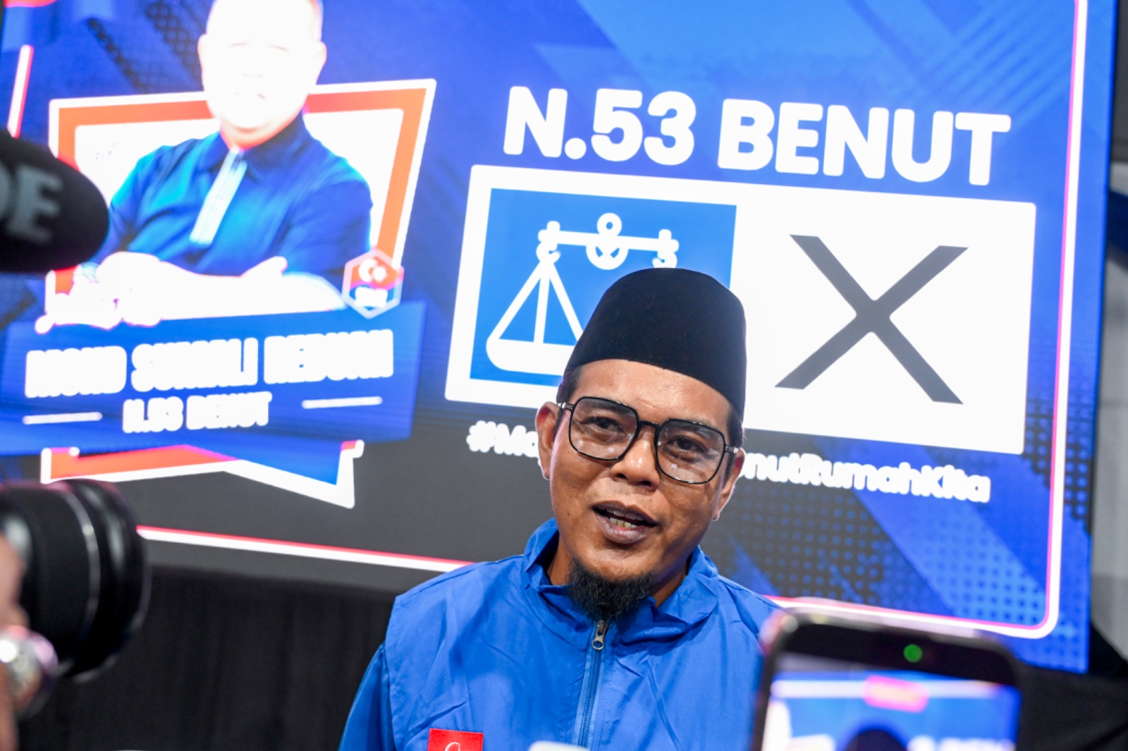 Anak Muda BERSATU Sertai UMNO Di DUN Benut 